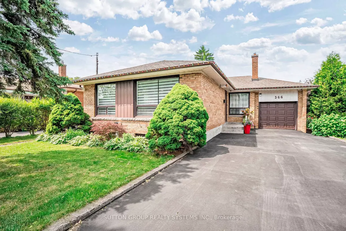 Toronto W08, ON M9C 2L9,366 Renforth DR