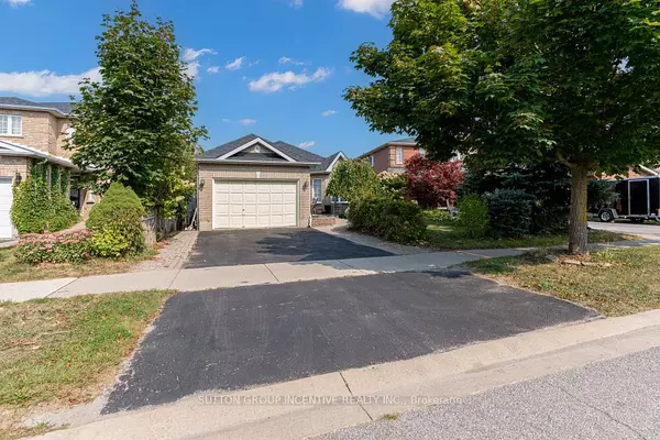 19 BROWNWOOD DR E, Barrie, ON L4M 6N3