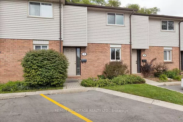 215 Commissioners RD W #5, London, ON N6J 1X9