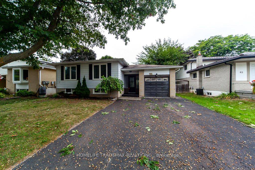 Barrie, ON L4M 2W5,61 College CRES