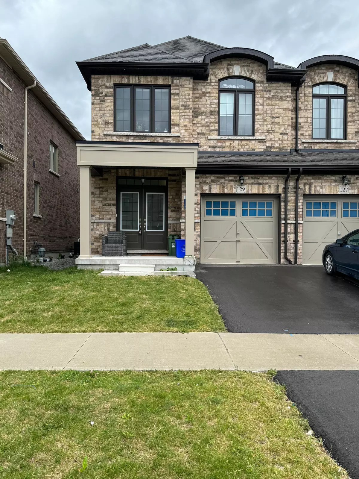 Whitby, ON L1P 0M7,129 Closson DR