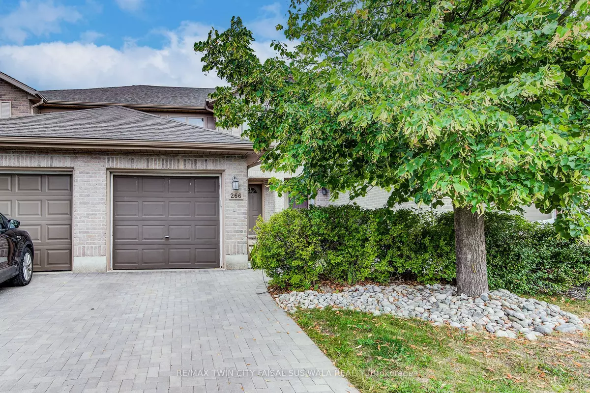 Kitchener, ON N2E 1Z4,266 Blackhorne DR