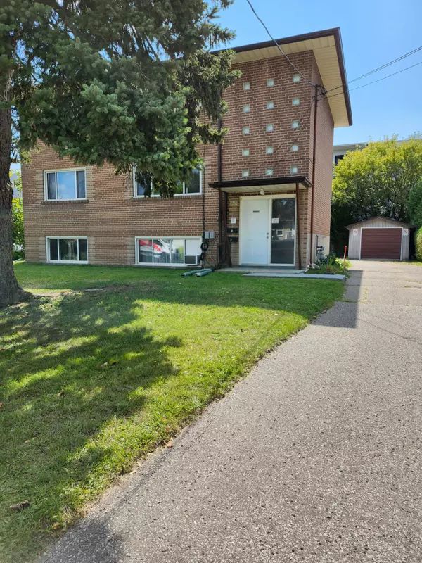 343 Frontenac AVE, Oshawa, ON L1J 2A7