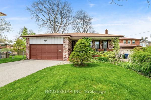 86 Hill CRES, Toronto E08, ON M1M 1J6