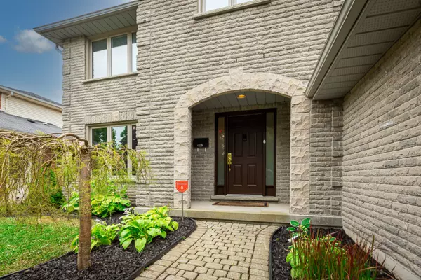 London, ON N5X 3M4,59 Sunnyside DR