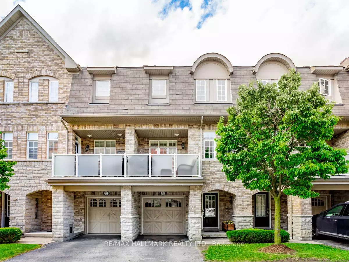 Pickering, ON L1V 0B7,1701 Finch AVE #72