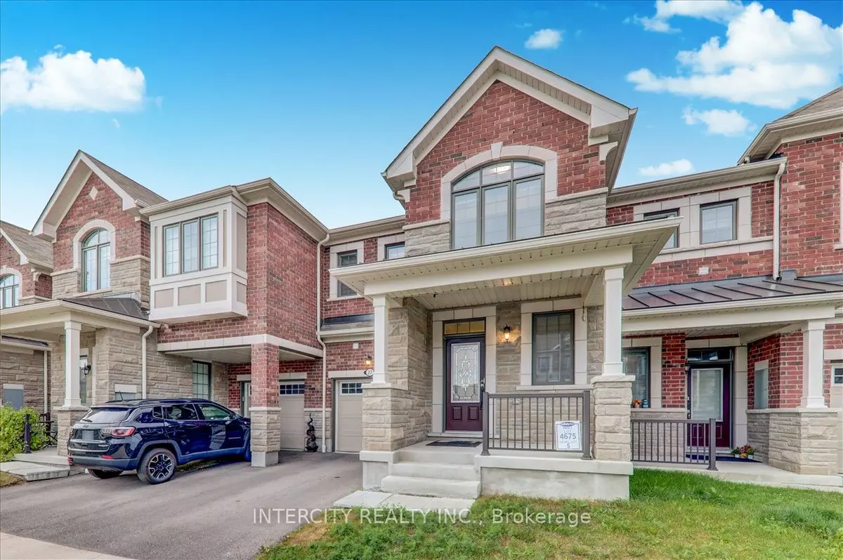 Whitby, ON L1P 0M1,27 Broden CRES