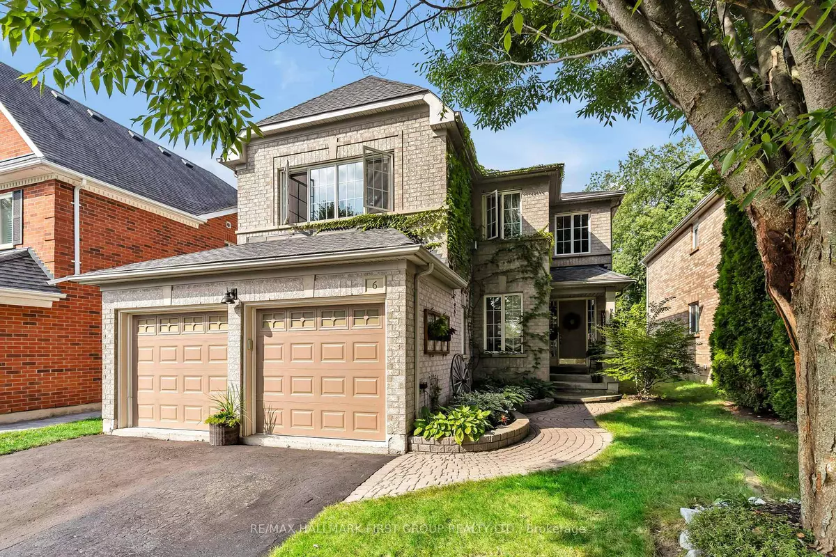 Whitby, ON L1P 1N9,6 Redvers ST