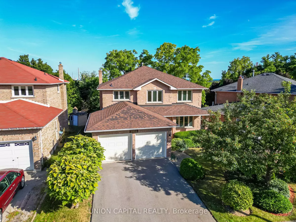 Oakville, ON L6J 7H9,2928 SYCAMORE ST