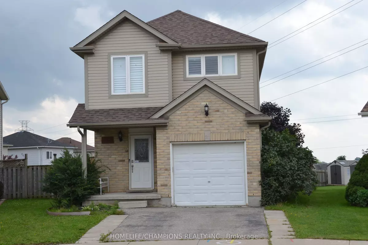 Kitchener, ON N2E 4H3,132 Henhoeffer CRES