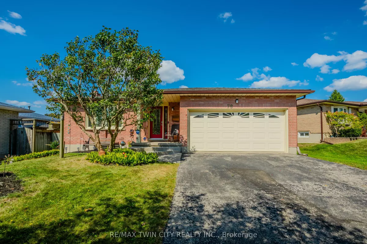 Kitchener, ON N2E 2Z8,79 ERINBROOK DR