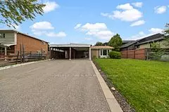 Toronto W10, ON M9V 2B9,16 Elmvale CRES