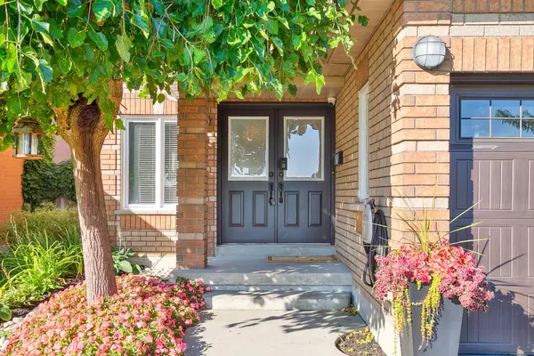 Mississauga, ON L5N 6T1,6794 Lisgar DR