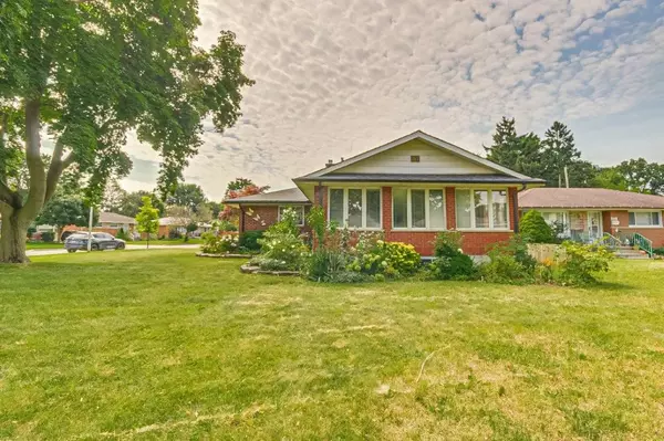 London, ON N5W 1P9,81 Strathcona DR