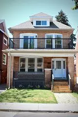 Hamilton, ON L8M 2J8,184 Burris ST