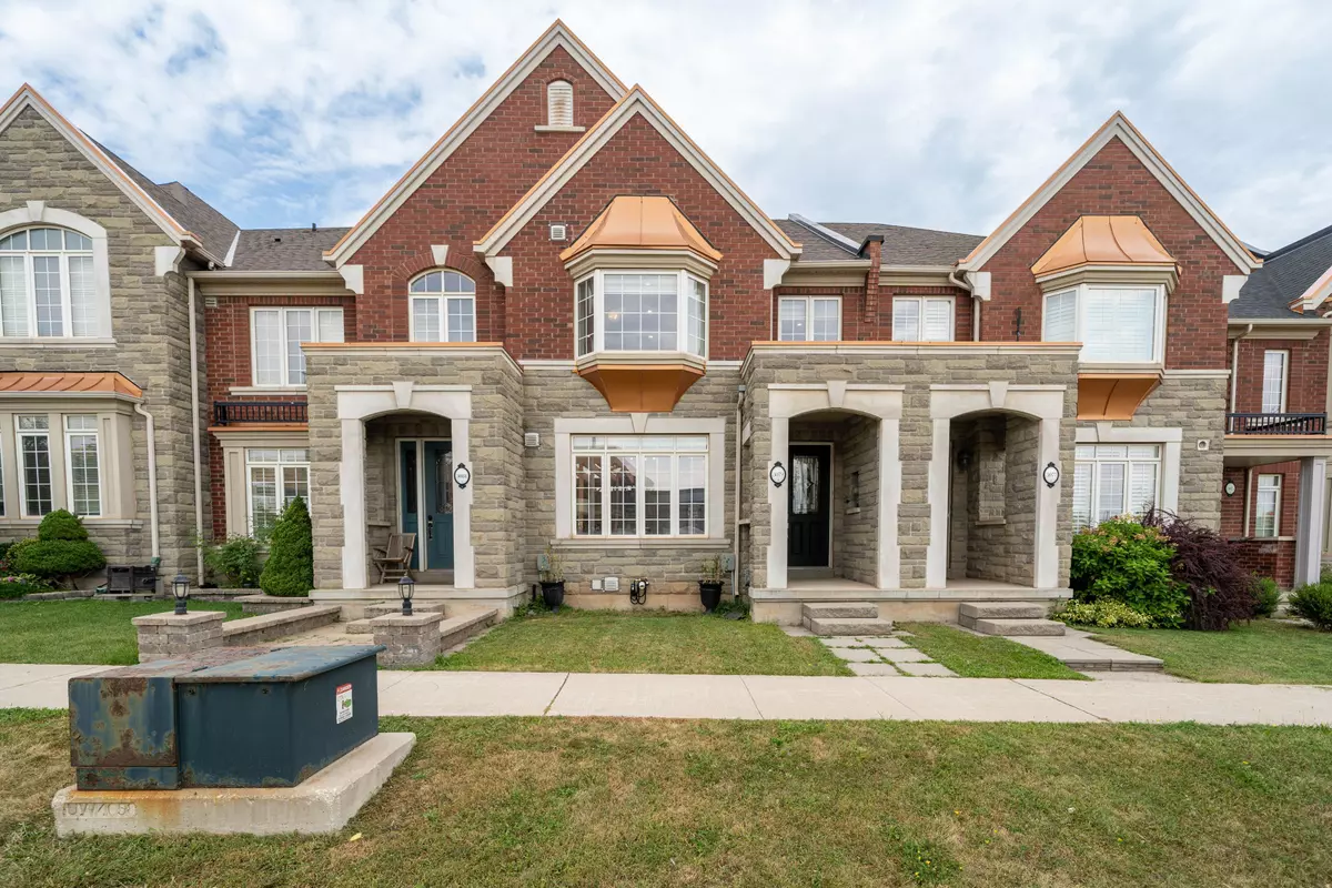 Oakville, ON L6M 4L7,3079 Neyagawa BLVD