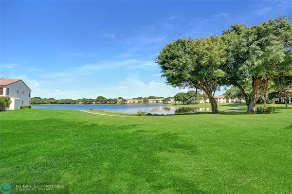 Boca Raton, FL 33431,2800 Palmwood Terr  #1210