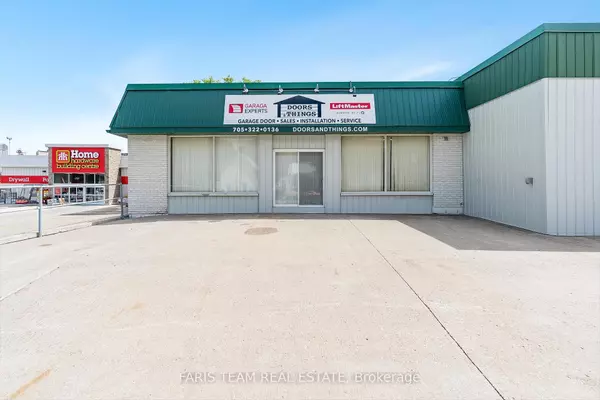 Midland, ON L4R 1L6,620 Bay ST