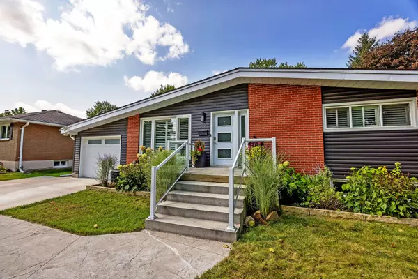 London, ON N6J 3J2,576 Ridgewood CRES E