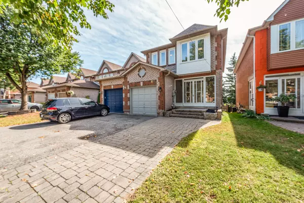 Pickering, ON L1V 6P2,633 Graceland CT