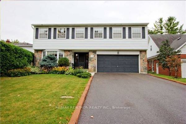 33 Apple Orchard PATH, Markham, ON L3T 3B5