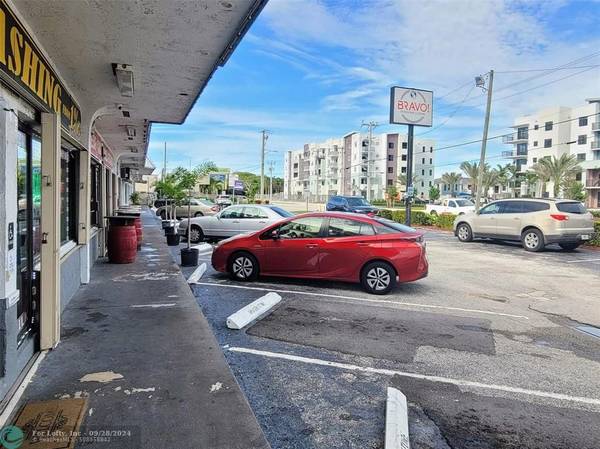 Wilton Manors, FL 33334,2905 NE 6th Ave