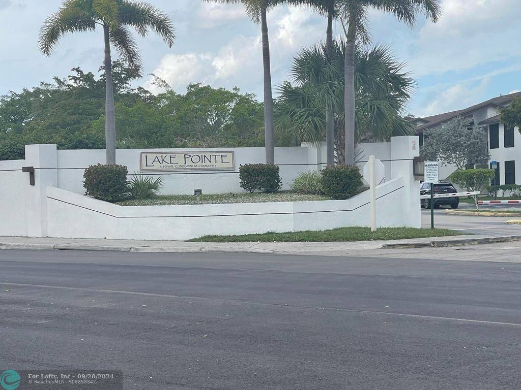 Oakland Park, FL 33309,214 Lake Pointe Dr  #205