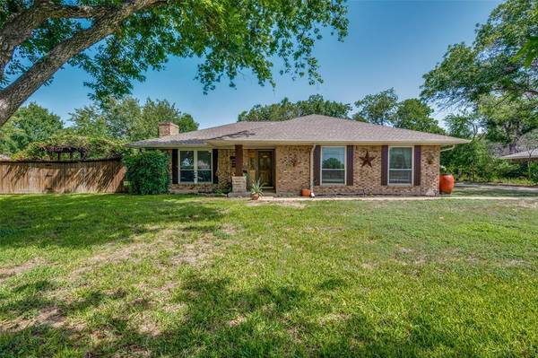 6320 N Hill Lane, Fort Worth, TX 76135