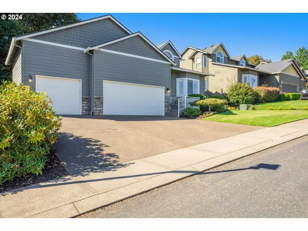 Clackamas, OR 97015,14799 SE DEANA CT