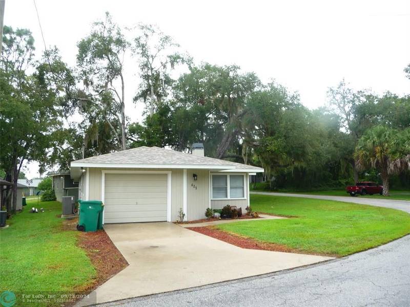 405 E Circlewood St, Inverness, FL 34452