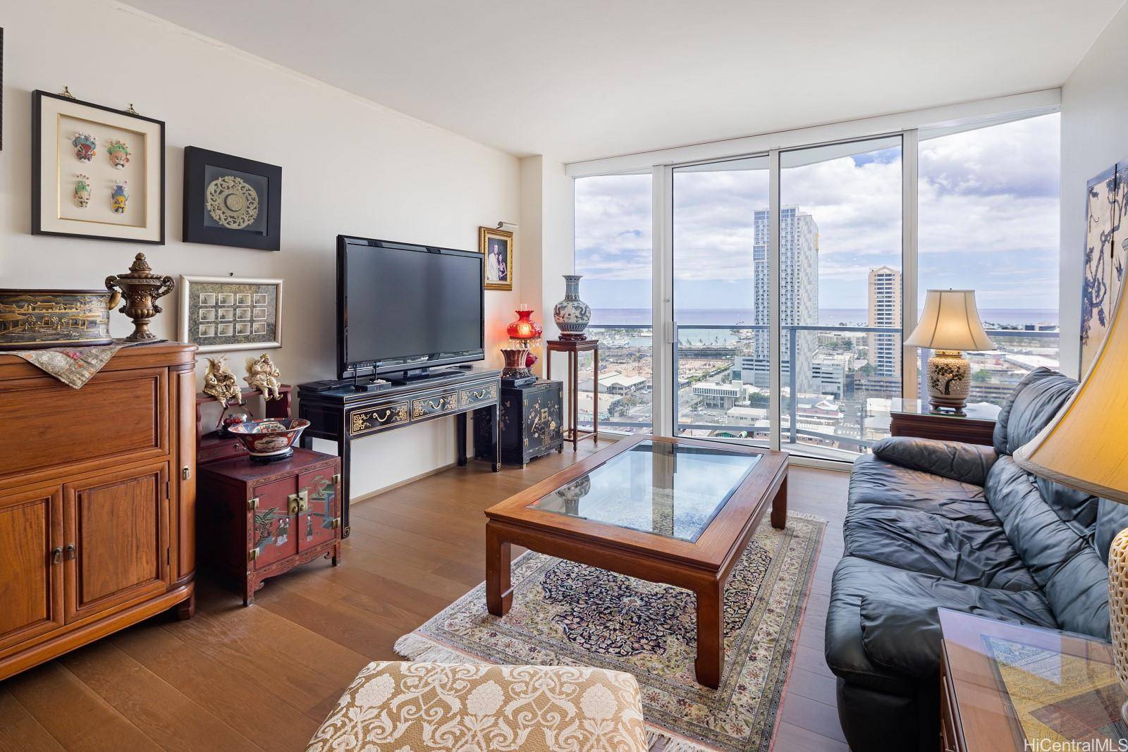 Honolulu, HI 96813,888 Kapiolani Boulevard #2207