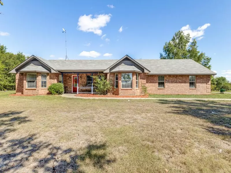 2227 Fm 2815 S, Bonham, TX 75418