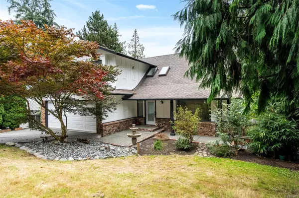 1962 Lands End Rd, North Saanich, BC V8L 5J2