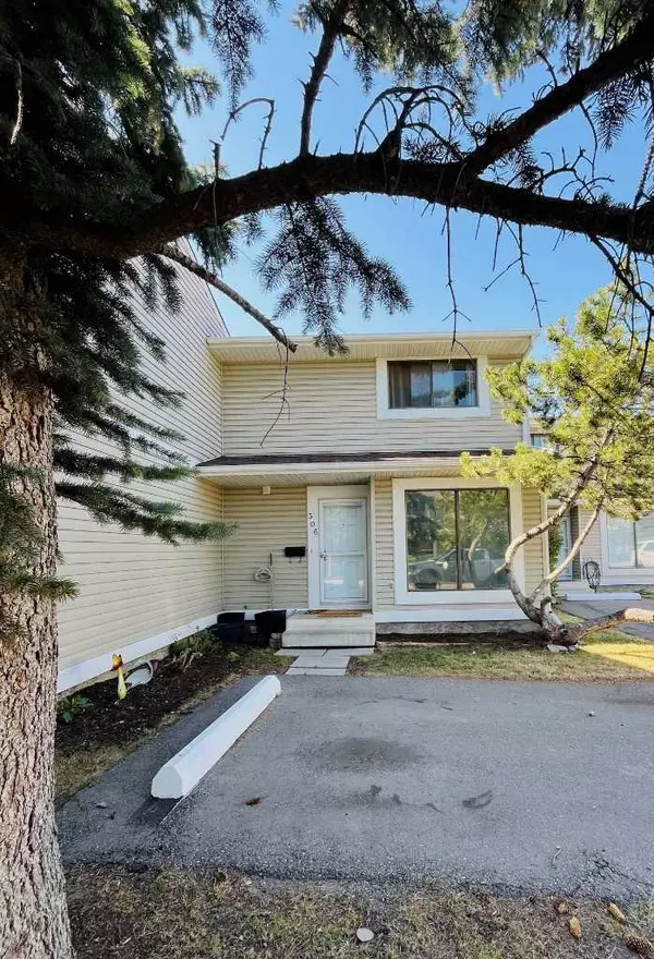 Calgary, AB T1Y 3A5,306 PINESTREAM PL NE