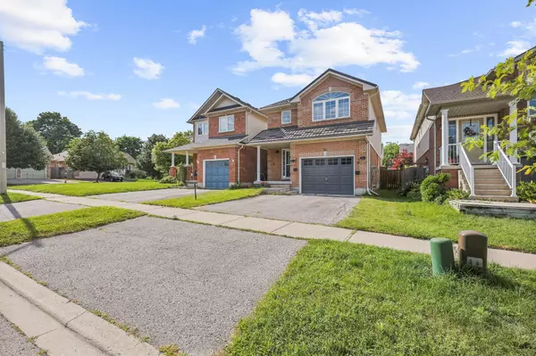 Clarington, ON L1C 5K5,54 Marchwood CRES