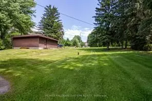 Smith-ennismore-lakefield, ON K0L 1T0,1380 Island View DR