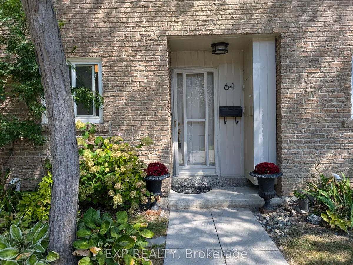 Toronto E10, ON M1E 4X8,275 Manse RD #64