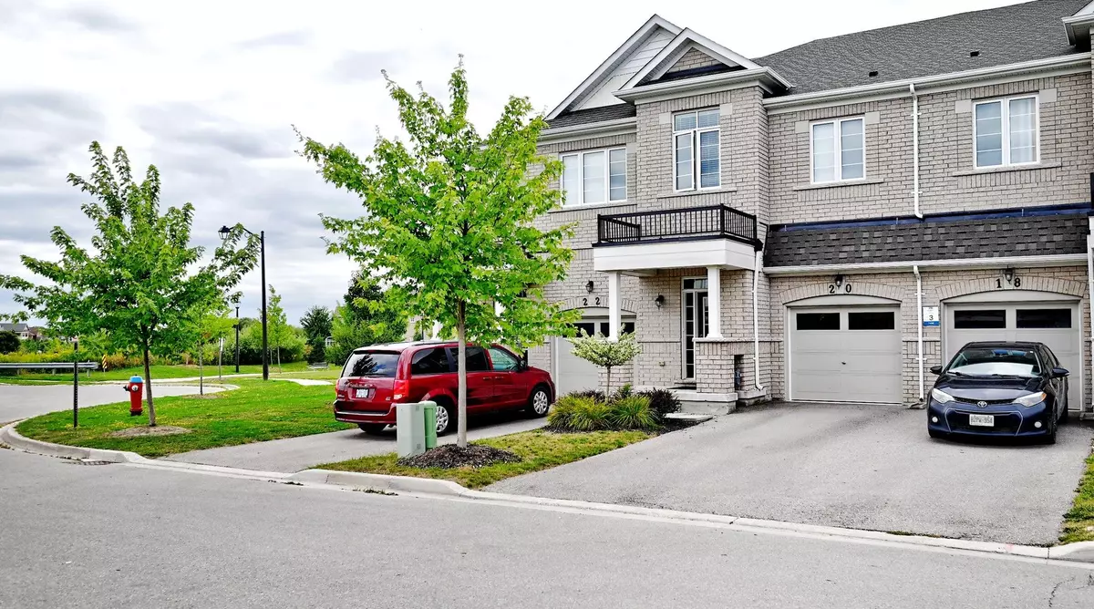 Bradford West Gwillimbury, ON L3Z 0R2,20 Angela ST