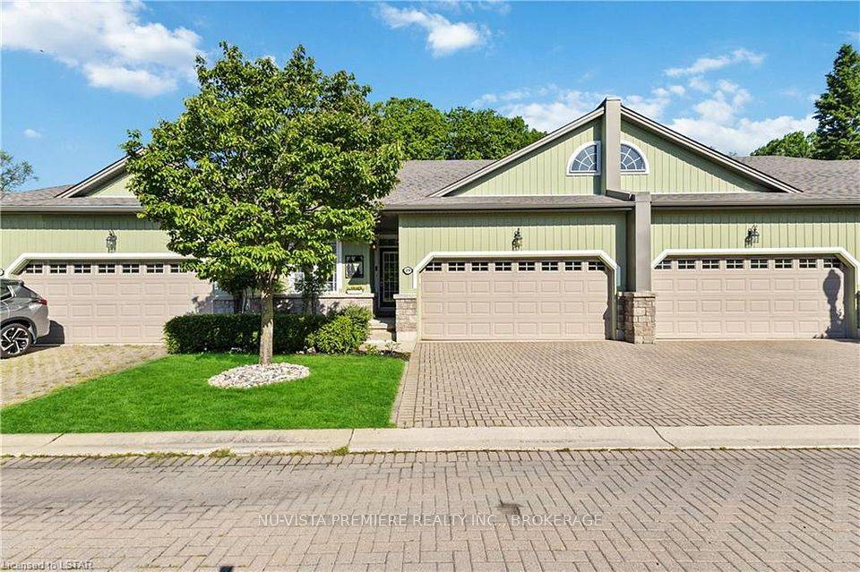 Lambton Shores, ON N0M 1T0,29 OAKWOOD LINKS LN