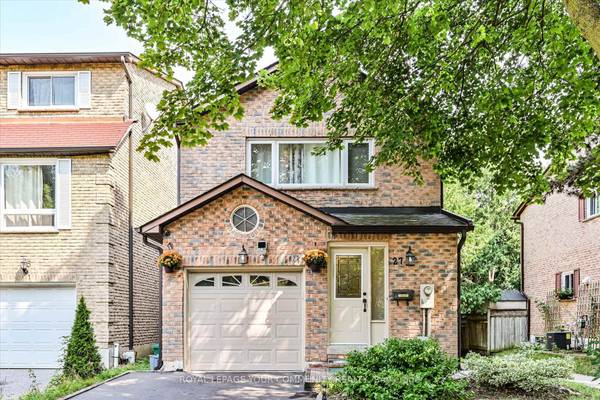 27 Cottonwood CT, Markham, ON L3T 5W9