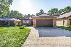 Simcoe, ON L4N 6G3,21 Layton CRES