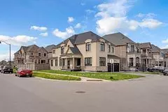 Brampton, ON L6Y 2A5,25 Vineyard DR