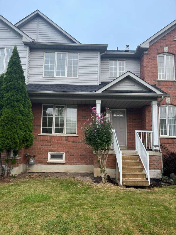 128 Manley LN, Milton, ON L9T 5N9