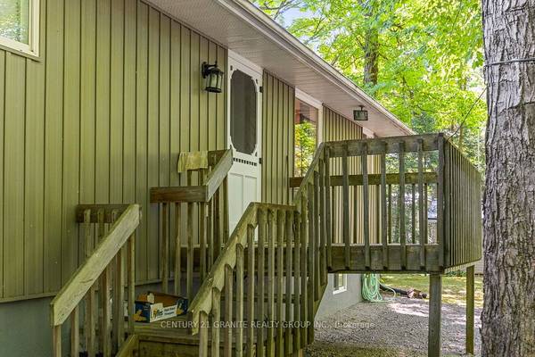 Kawartha Lakes, ON K0M 2B0,122 Suter DR