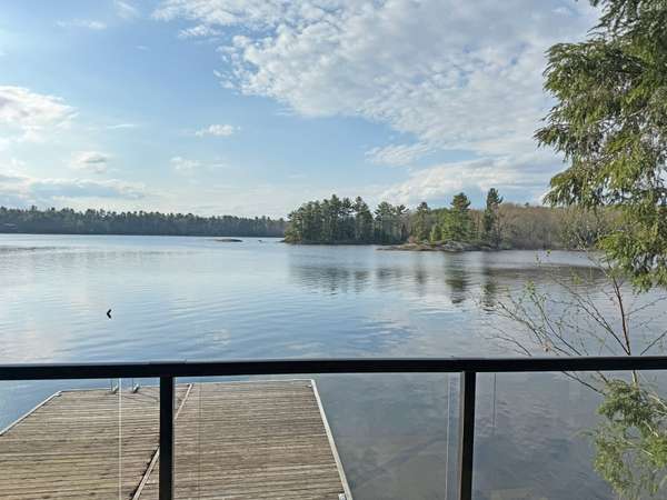 Muskoka Lakes, ON P0B 1J0,1036 Phyllimar LN