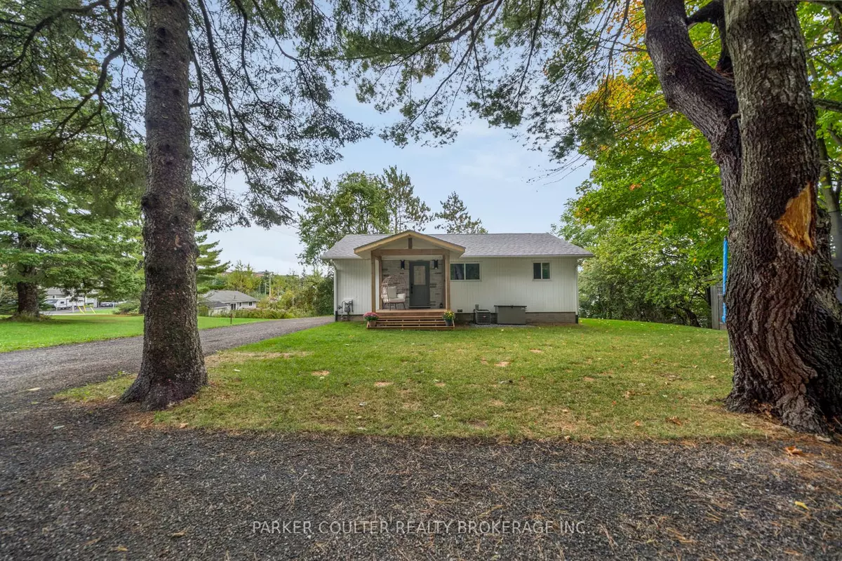 Parry Sound, ON P2A 2W4,10A Edward ST