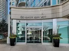 Toronto C01, ON M5V 3M3,600 Queens Quay W #209