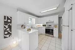 Whitchurch-stouffville, ON L4A 1G6,62 Market ST