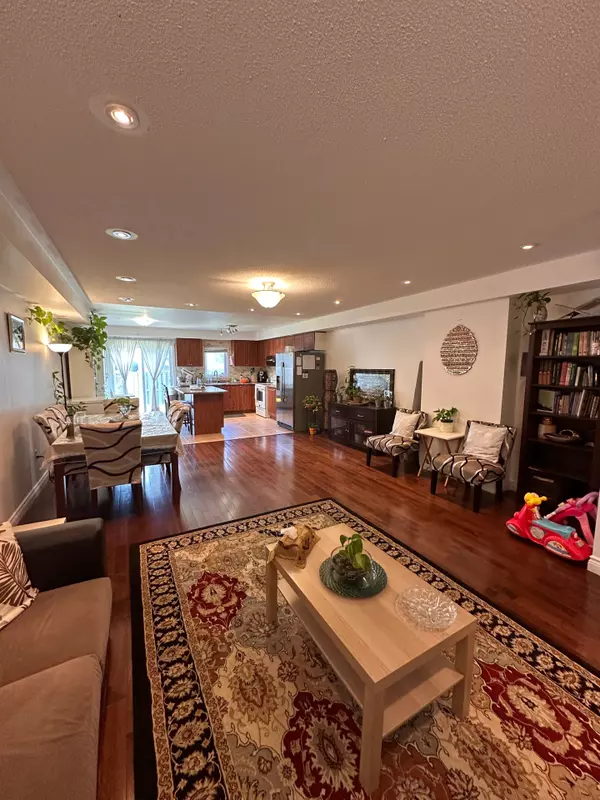 Mississauga, ON L4Z 0B1,558 Candlestick CIR