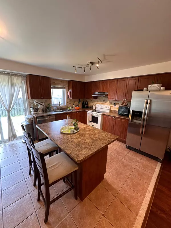 Mississauga, ON L4Z 0B1,558 Candlestick CIR